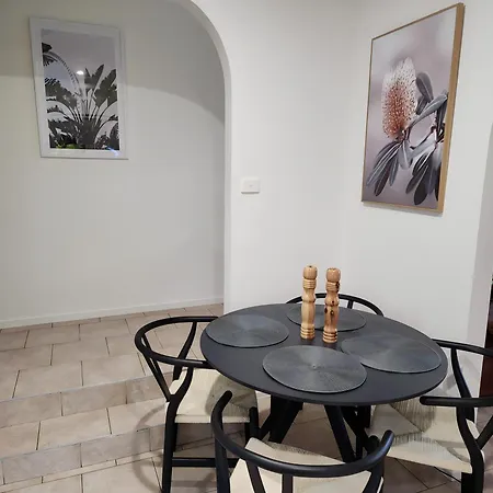 Cosy, Stylish 3 Bedroom Stay In Hoppers Crossing Tarneit Exterior photo