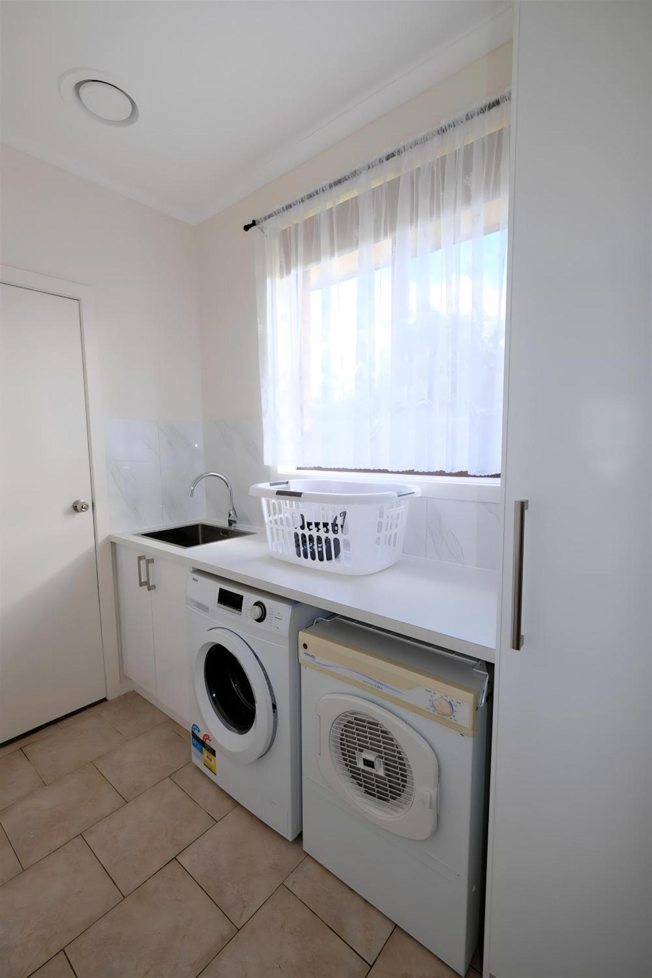 Cosy, Stylish 3 Bedroom In Hoppers Crossing