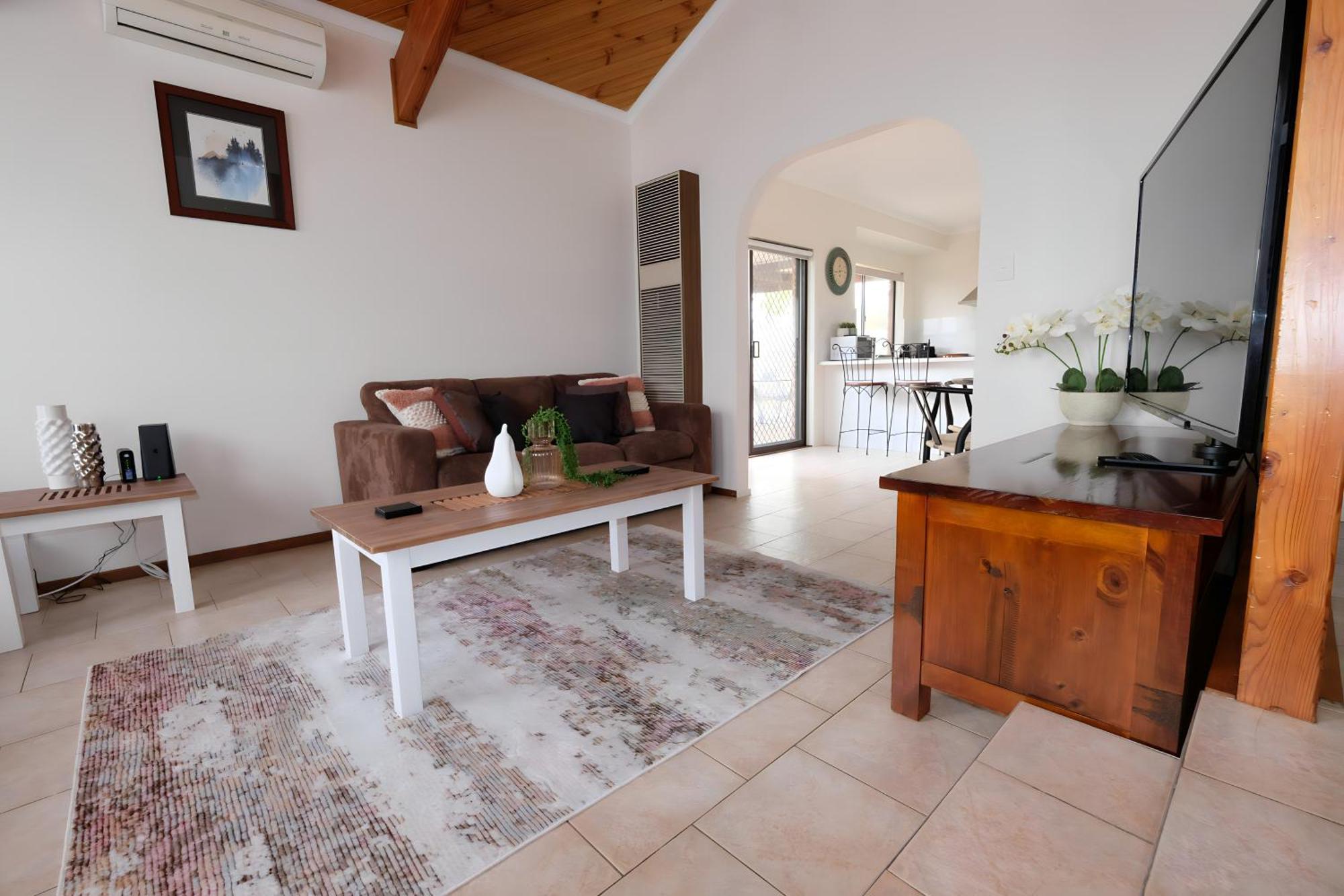 Cosy, Stylish 3 Bedroom In Hoppers Crossing Holiday home